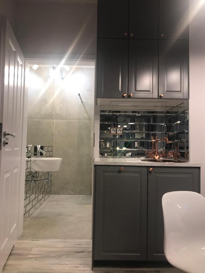 Luxury Wola Apartament Varşovia Exterior foto